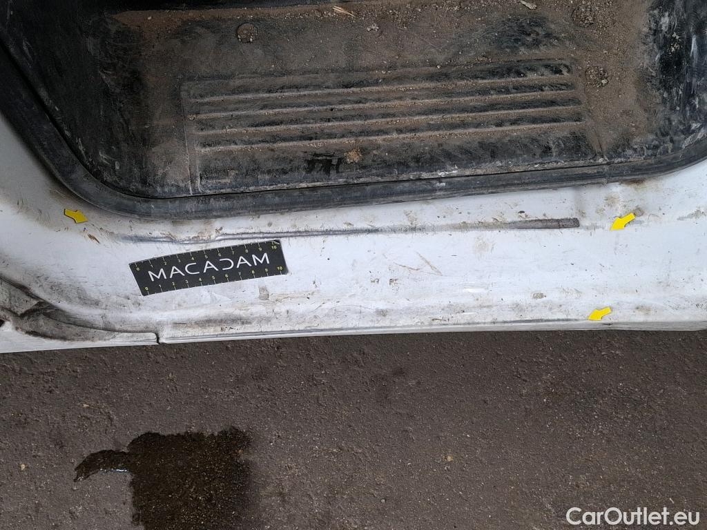  Citroen  Jumper CITROEN  VU 4p Fourgon 33 L2H2 BlueHDi 130 S&S BVM6 Business #131