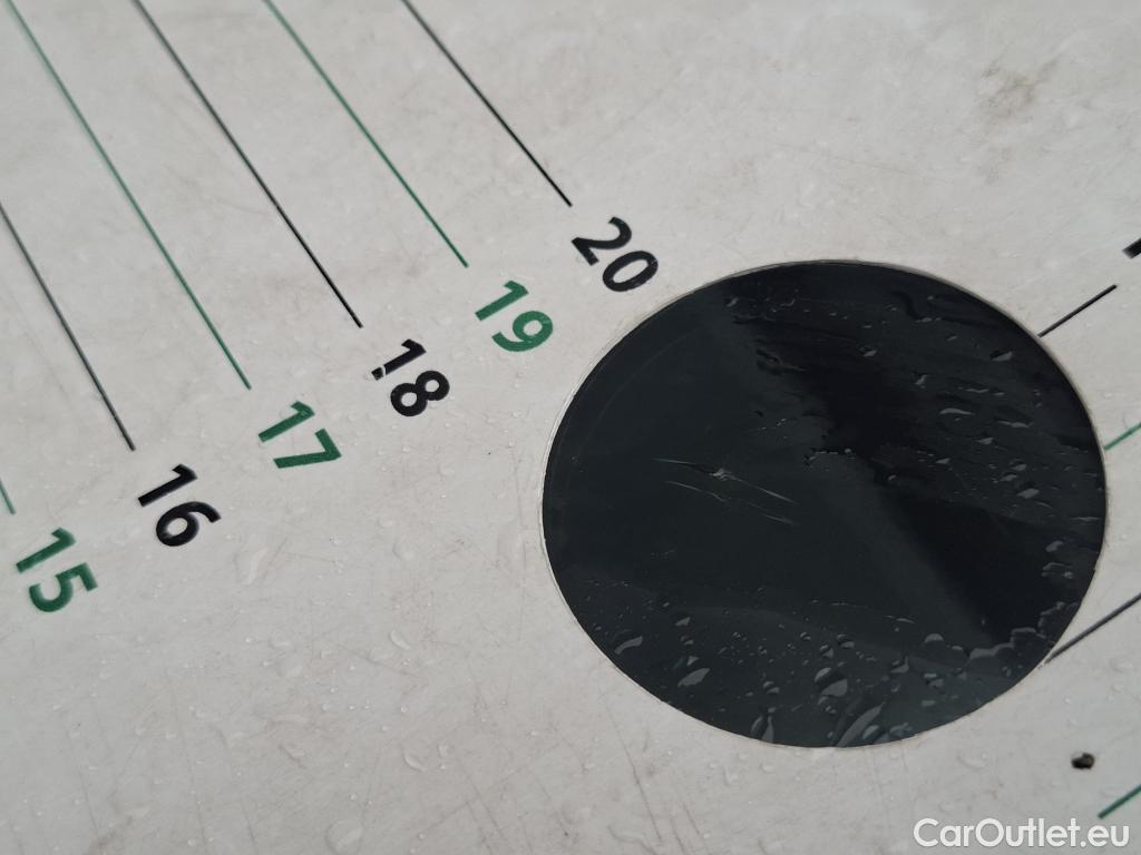  Mercedes  CLA-Klasse MERCEDES-BENZ CLA Coupe / 2019 / 4P / Coupé CLA 180 Progressive Line BA7 #5