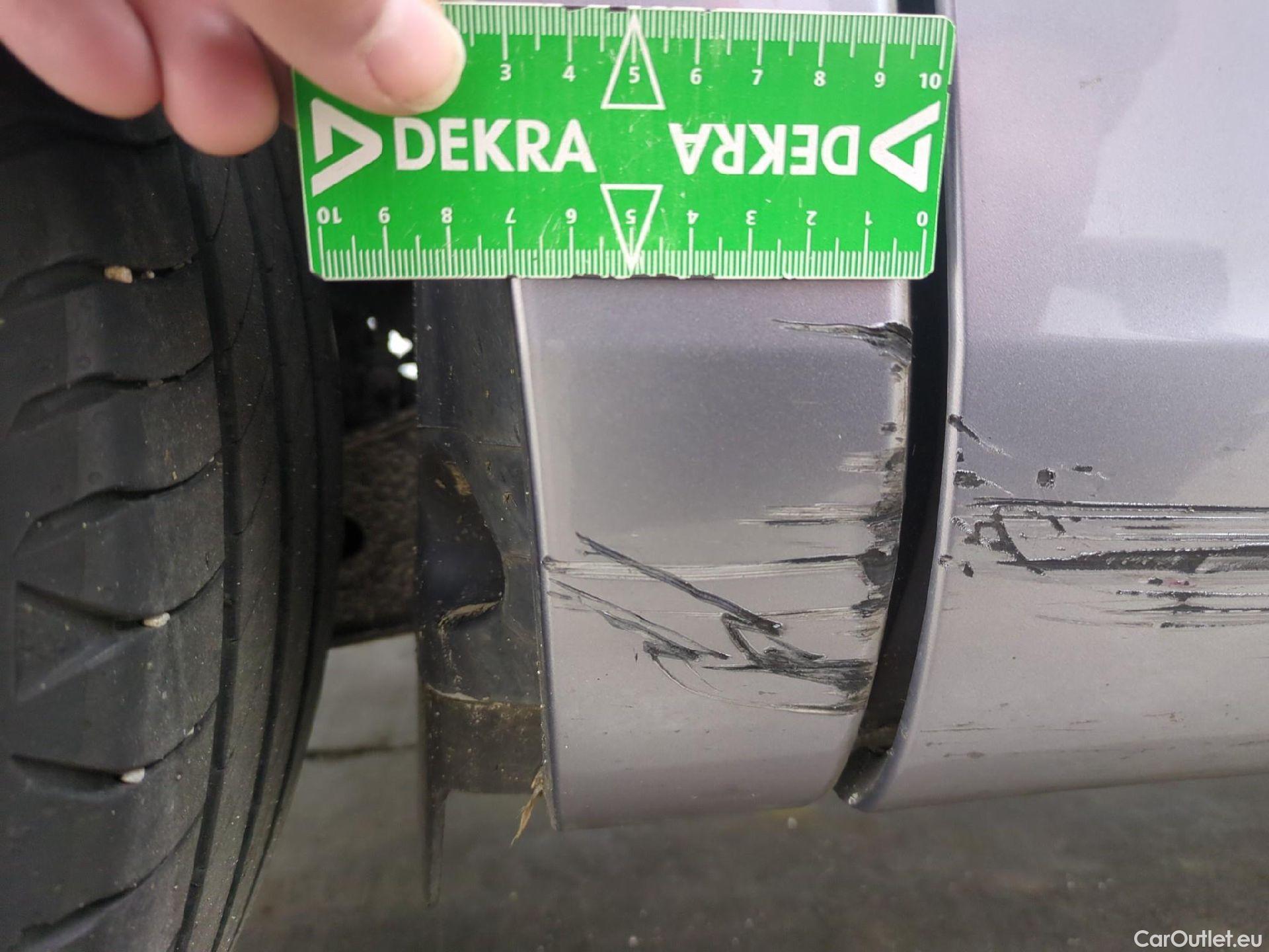  Opel   Grandland X Grandland X Business Elegance 1.5 130CV BVA8 6E #17