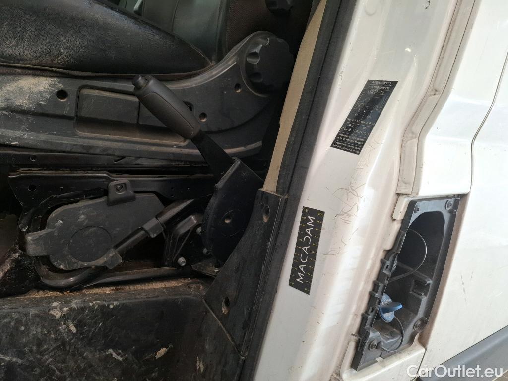  Citroen  Jumper CITROEN  VU 4p Fourgon 33 L2H2 BlueHDi 130 S&S BVM6 Business #141