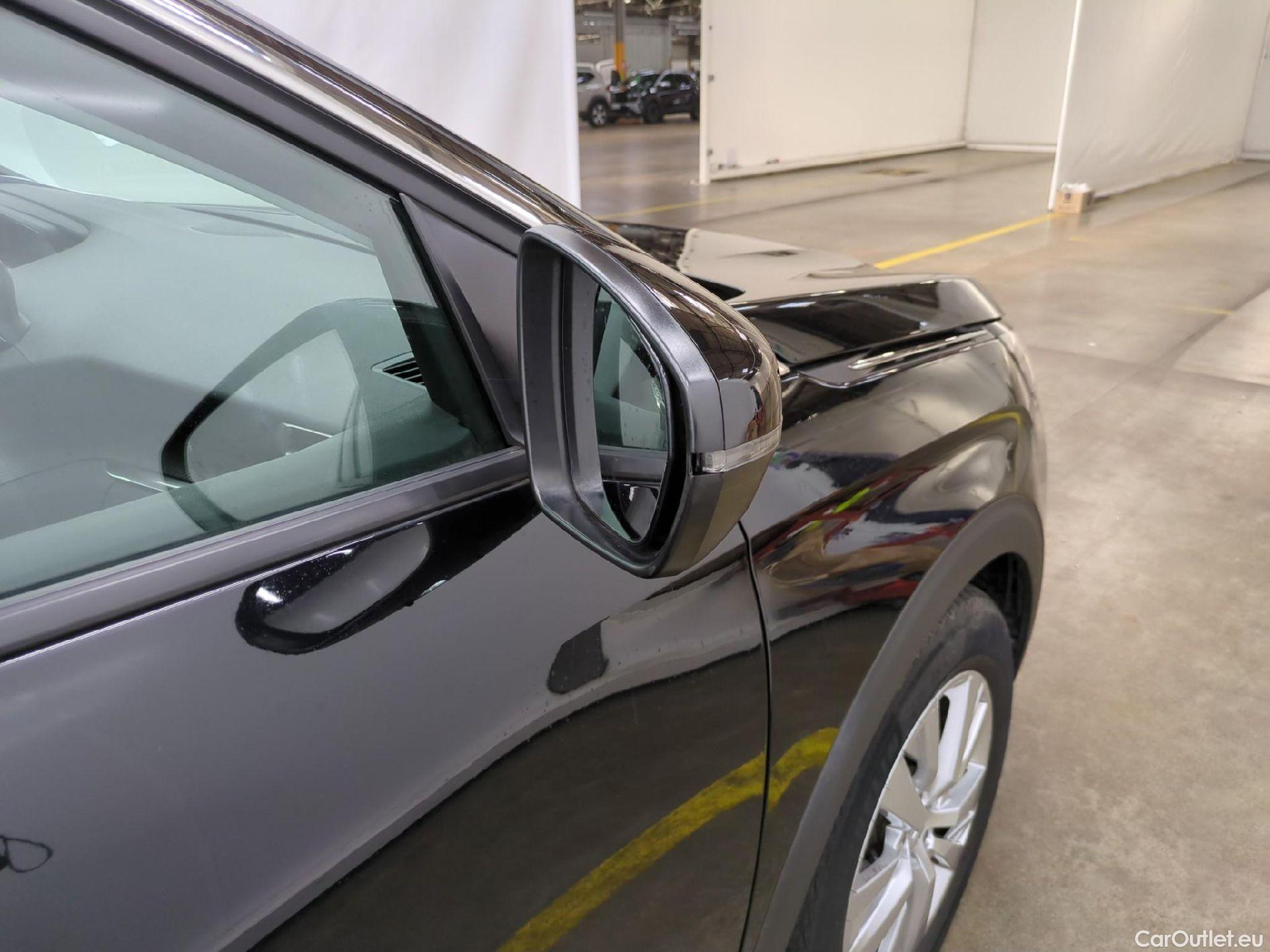  Peugeot  3008  Active Business 1.2 PureTech 130CV BVA8 E6d #4