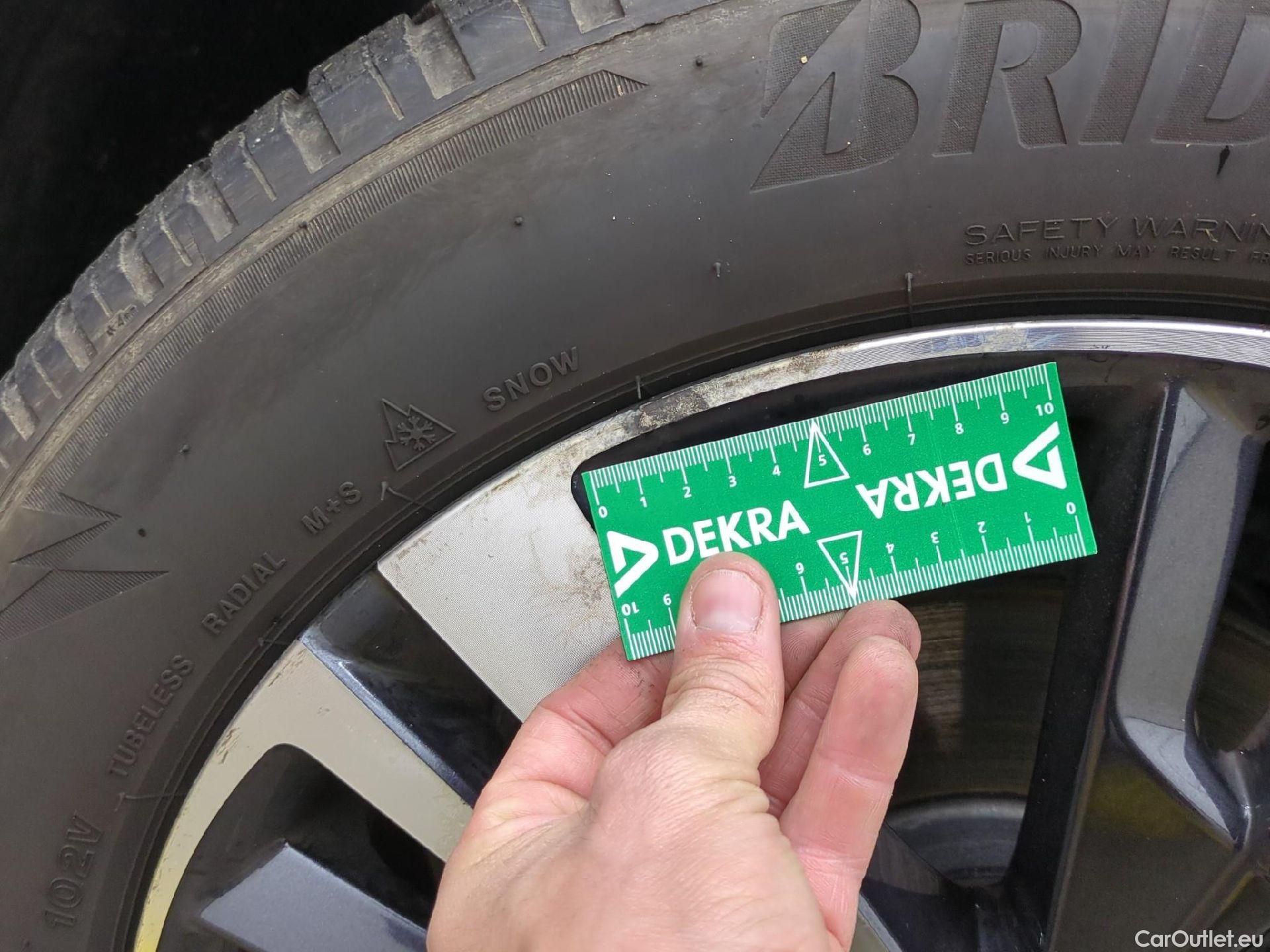  Peugeot  5008  Allure 1.2 PureTech 130CV BVM6 E6dT #9