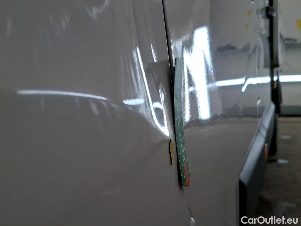  Renault  Master RENAULT  DC VU 4p Châssis double cabine DC GCf Trac F3500 L3 dCi 130 E6 #20