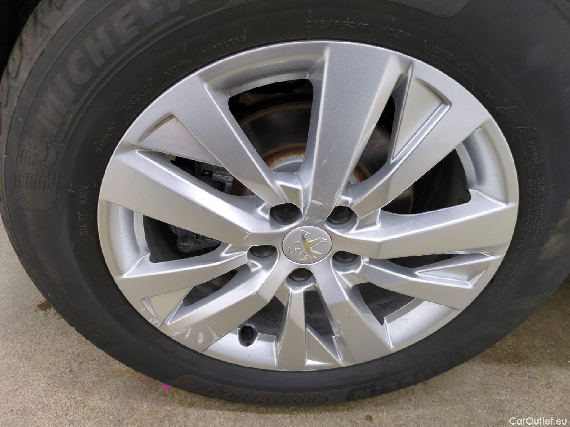  Peugeot  3008  Active Business 1.2 PureTech 130CV BVA8 E6d #22