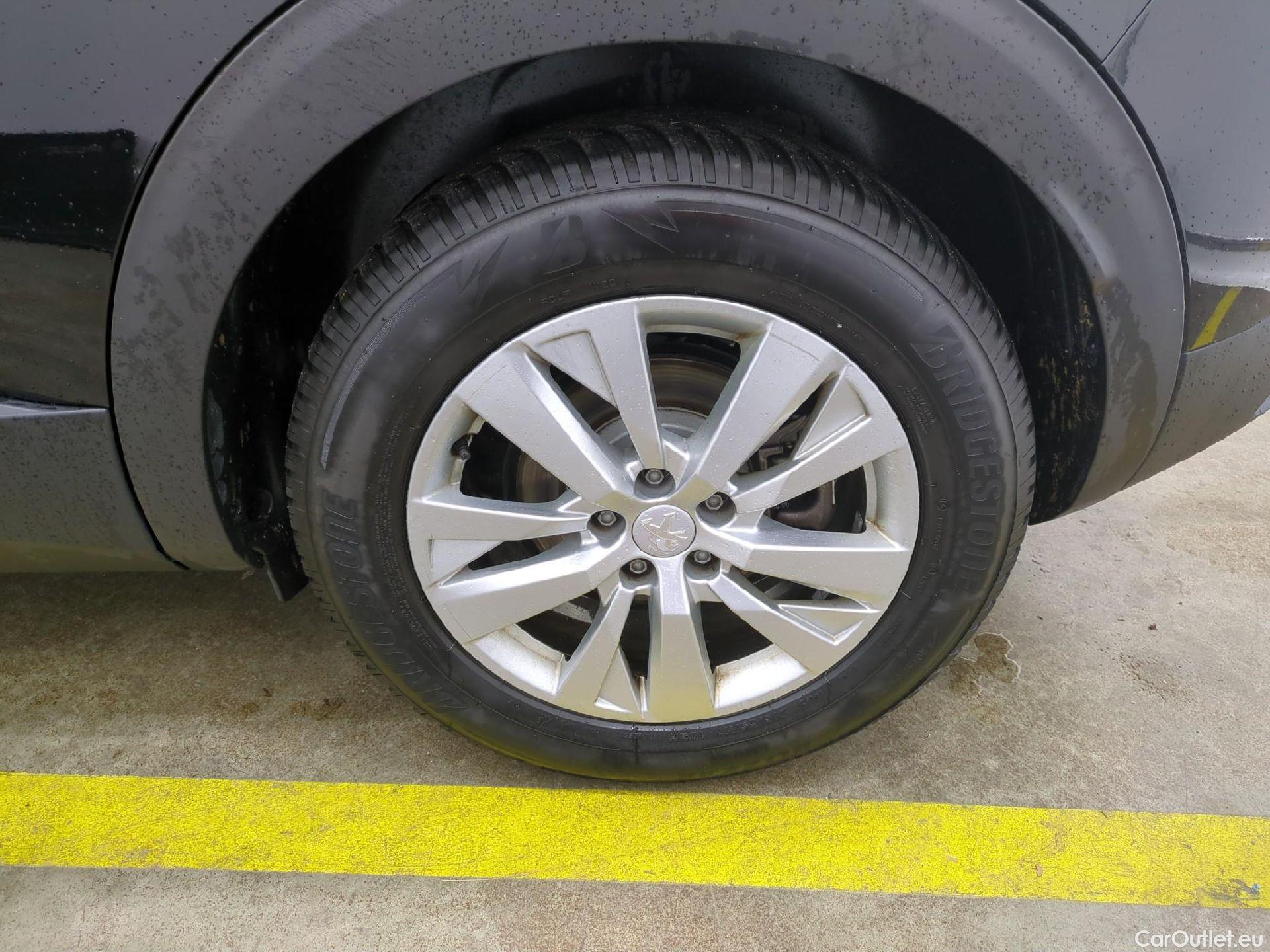  Peugeot  3008  II Active Pack 1.5 HDi 130CV BVA8 E6d #12