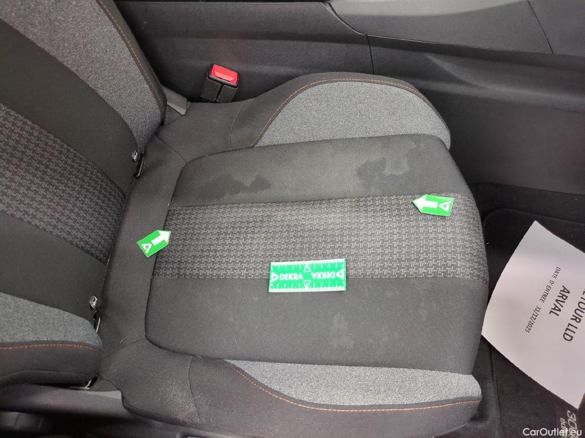  Peugeot  3008  Active Business 1.2 PureTech 130CV BVA8 E6d #2