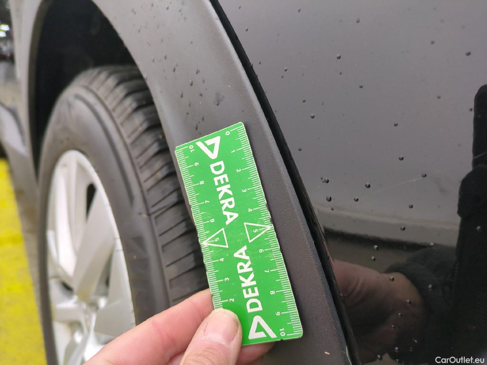  Peugeot  3008  II Active Pack 1.5 HDi 130CV BVA8 E6d #29