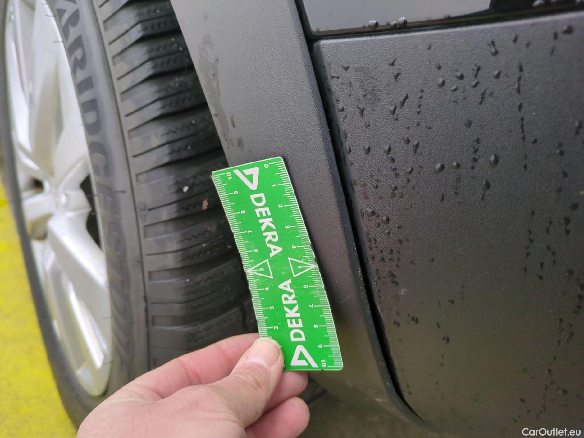  Peugeot  3008  II Active Pack 1.5 HDi 130CV BVA8 E6d #27