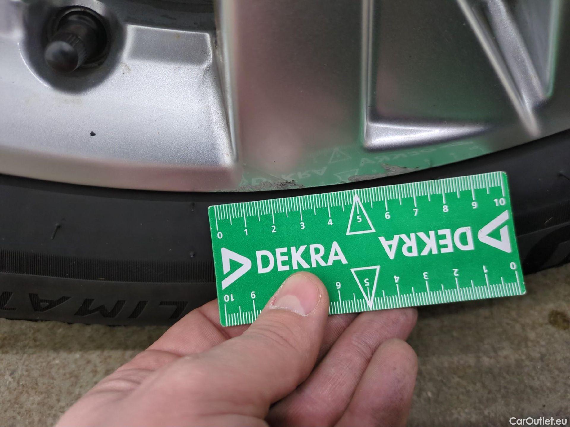  Peugeot  3008  Active Business 1.2 PureTech 130CV BVA8 E6d #20