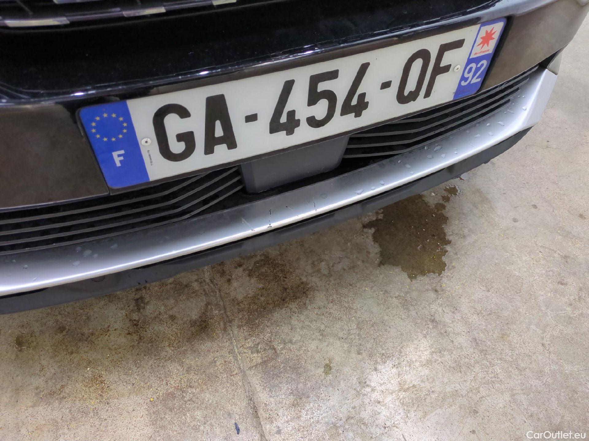  Peugeot  3008  Active Business 1.2 PureTech 130CV BVA8 E6d #34