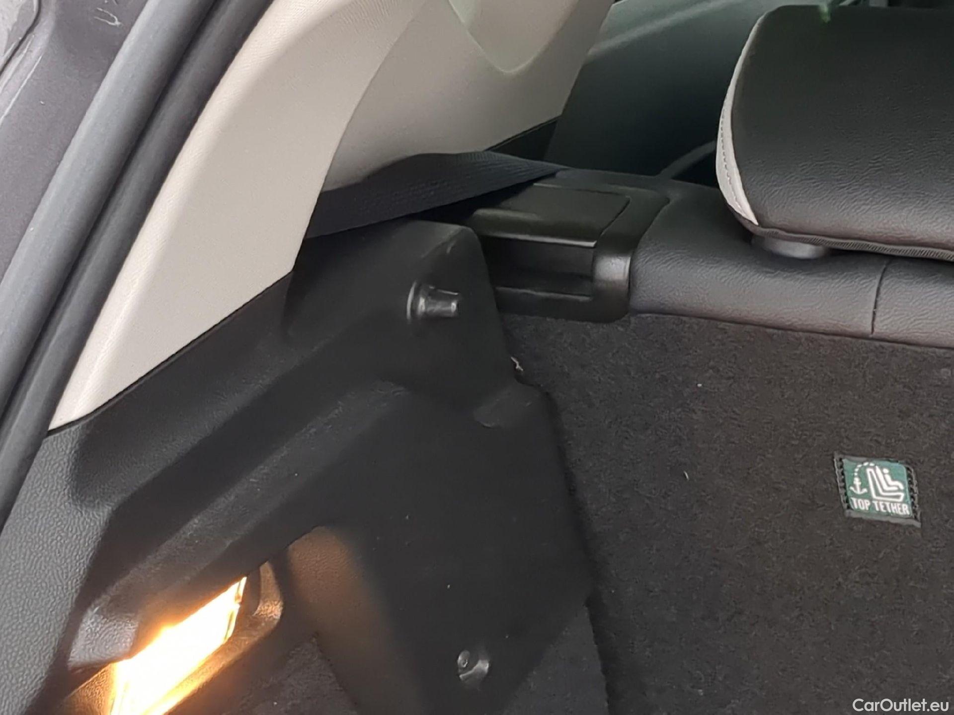  Renault  Captur  II Techno 1.6 E-TECH Hybrid 145CV BVA6 E6d #2