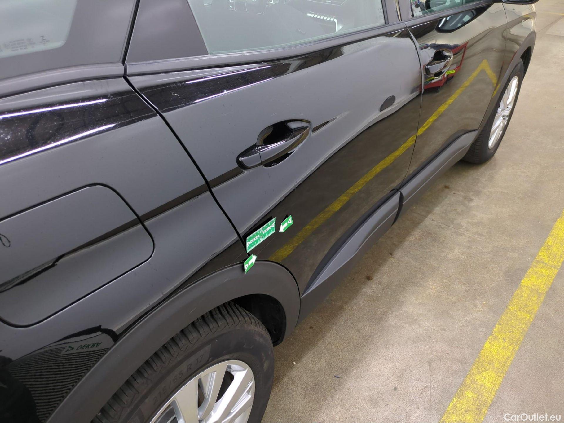  Peugeot  3008  Active Business 1.2 PureTech 130CV BVA8 E6d #28