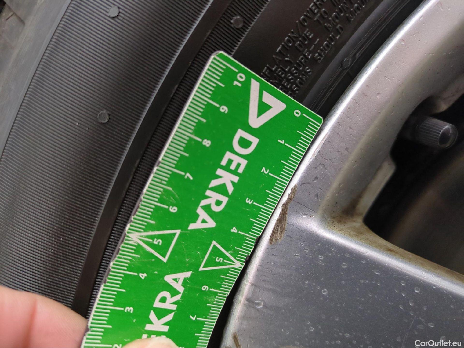  Peugeot  3008  II Active Pack 1.5 HDi 130CV BVA8 E6d #19