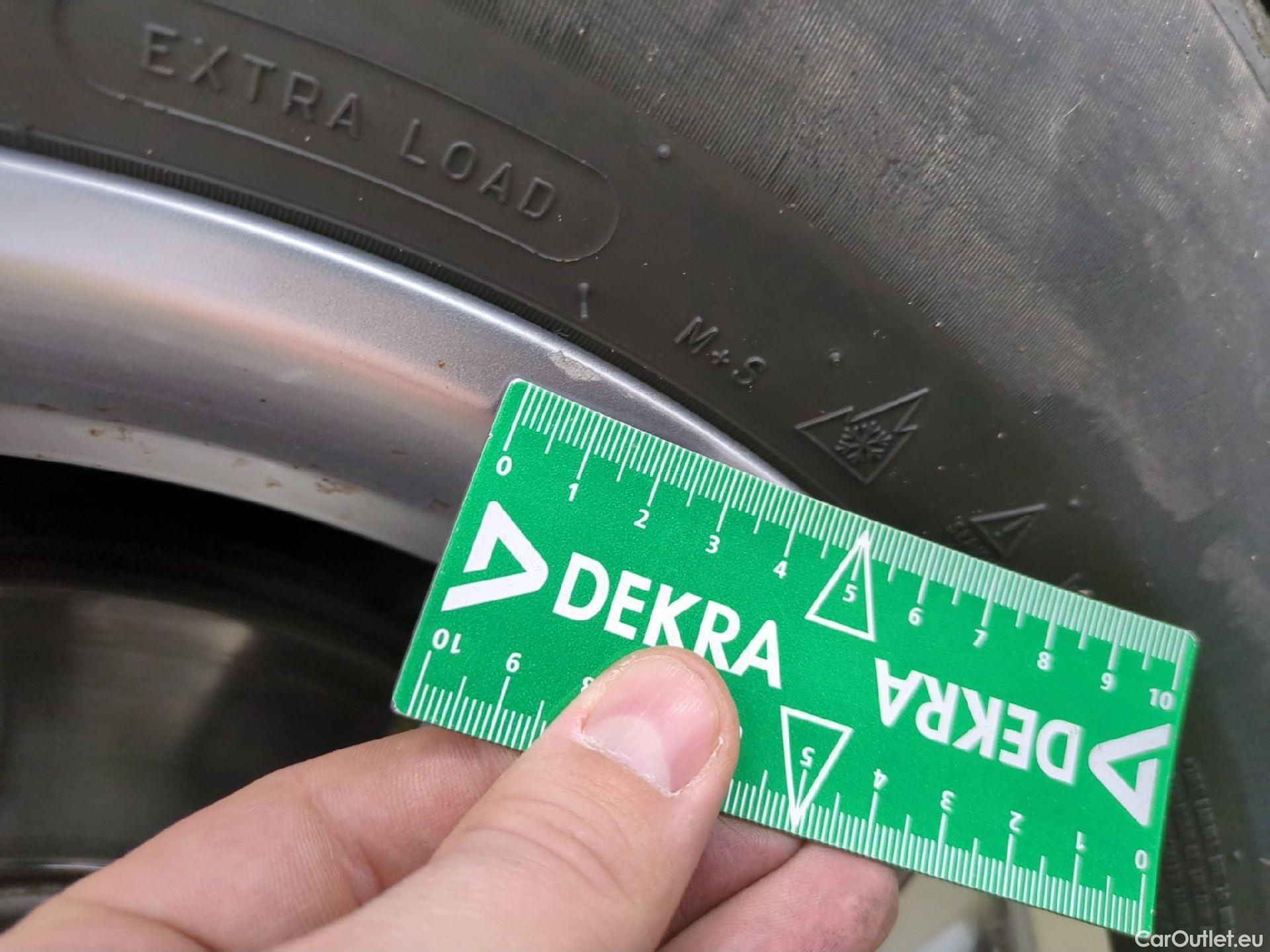  Peugeot  3008  Active Business 1.2 PureTech 130CV BVA8 E6d #7