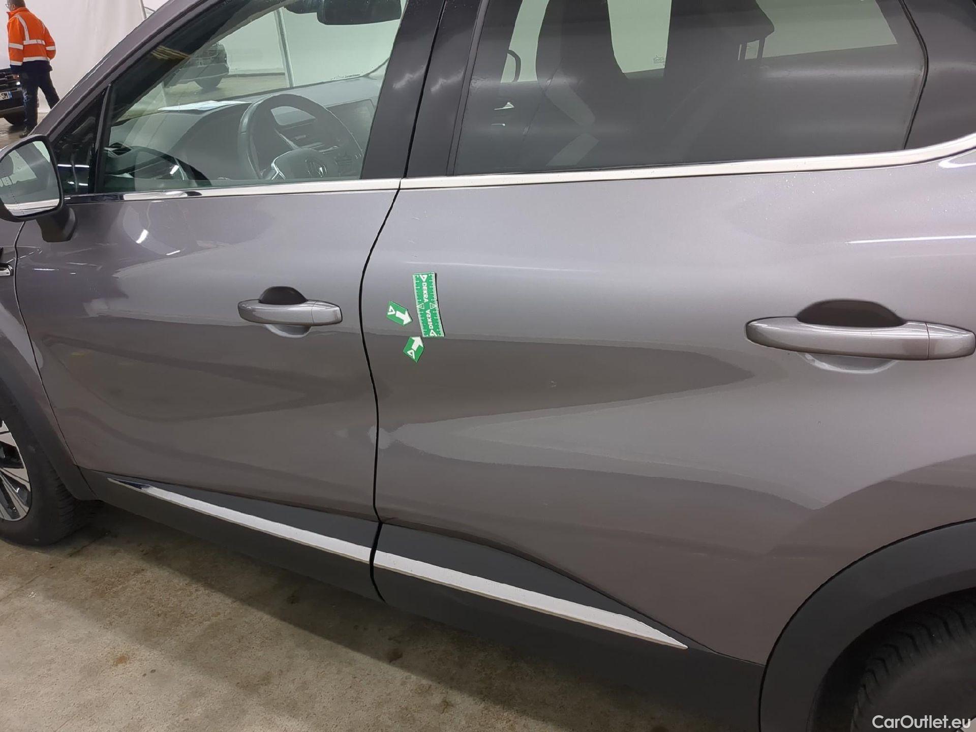  Renault  Captur  II Techno 1.6 E-TECH Hybrid 145CV BVA6 E6d #17