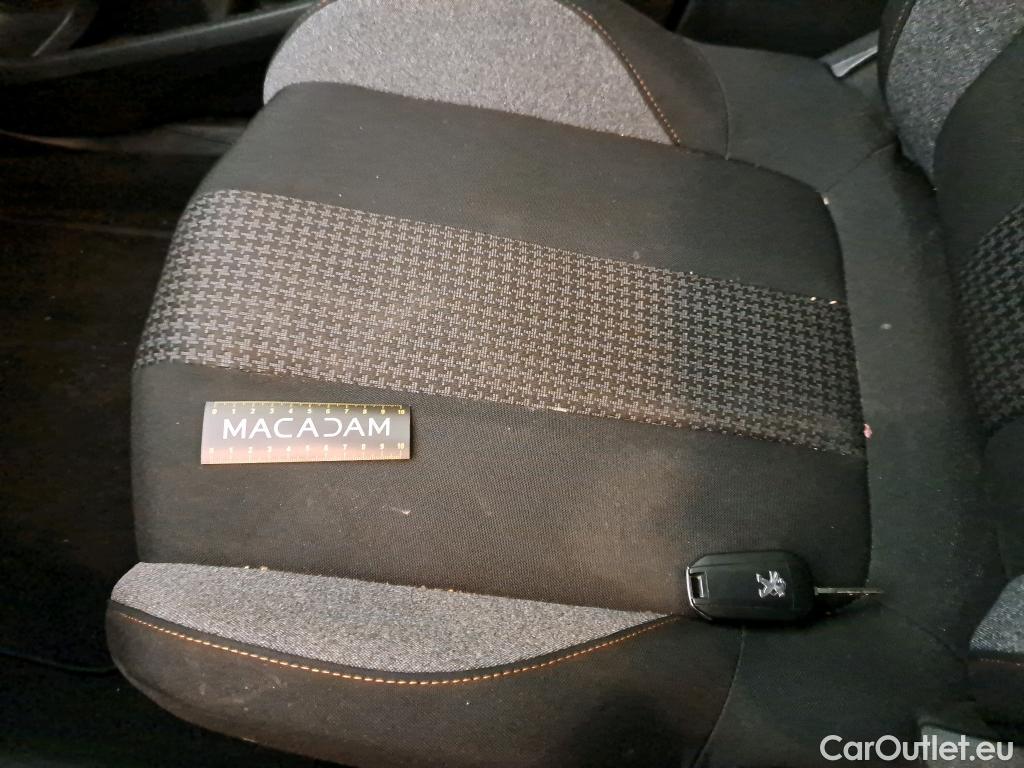  Peugeot  5008  Active Business 1.2 PureTech 130CV BVA8 7 Sieges E6d #25