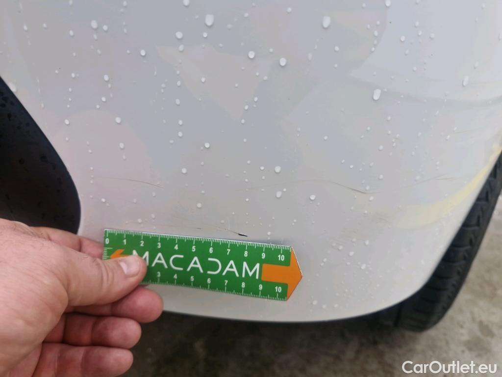  Peugeot  208  Premium 1.5 HDi 100CV BVM6 E6d #9