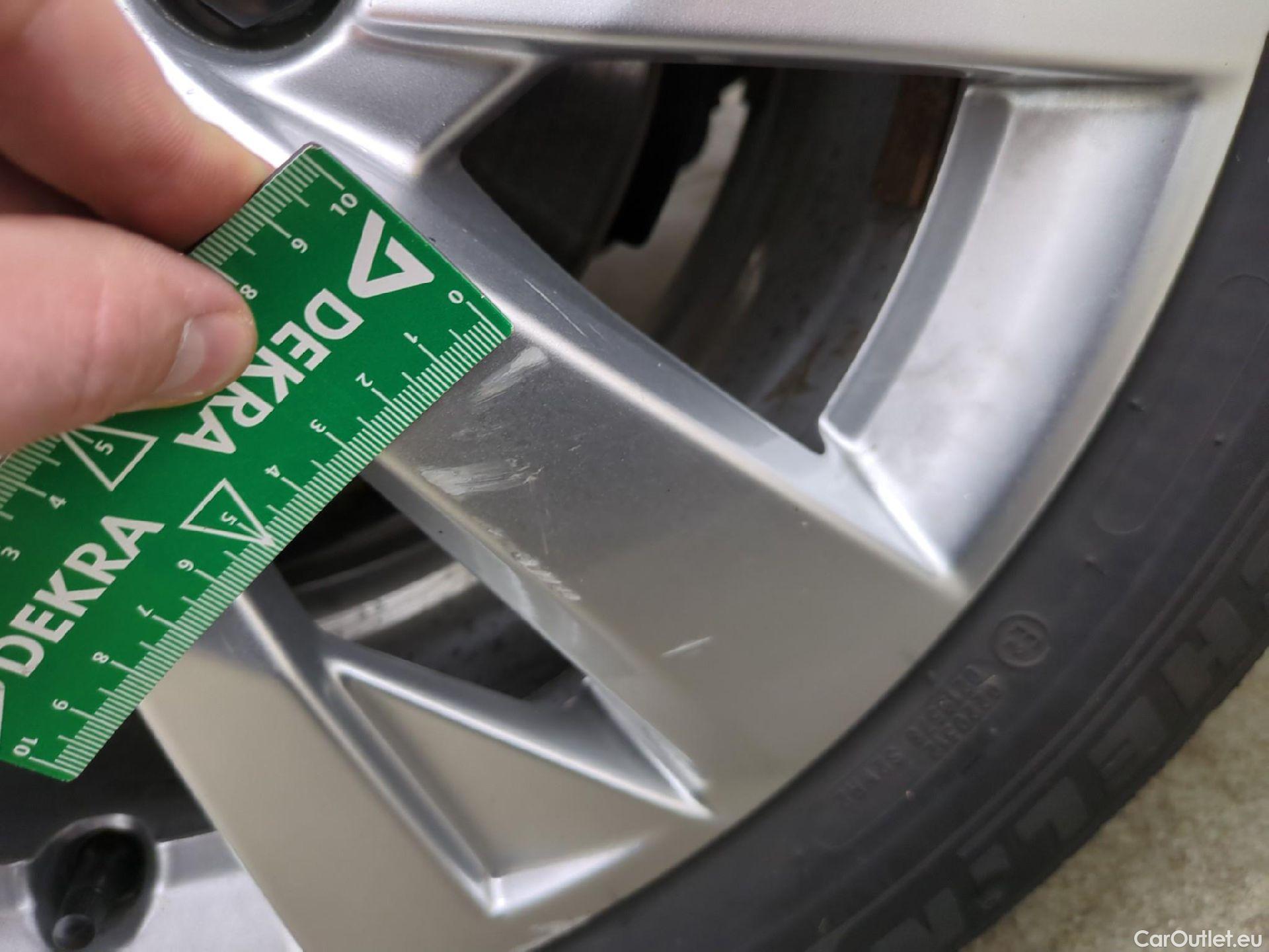  Peugeot  3008  Active Business 1.2 PureTech 130CV BVA8 E6d #24