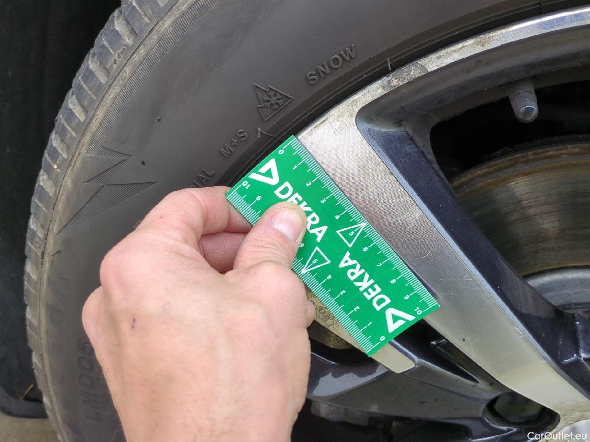  Peugeot  5008  Allure 1.2 PureTech 130CV BVM6 E6dT #7