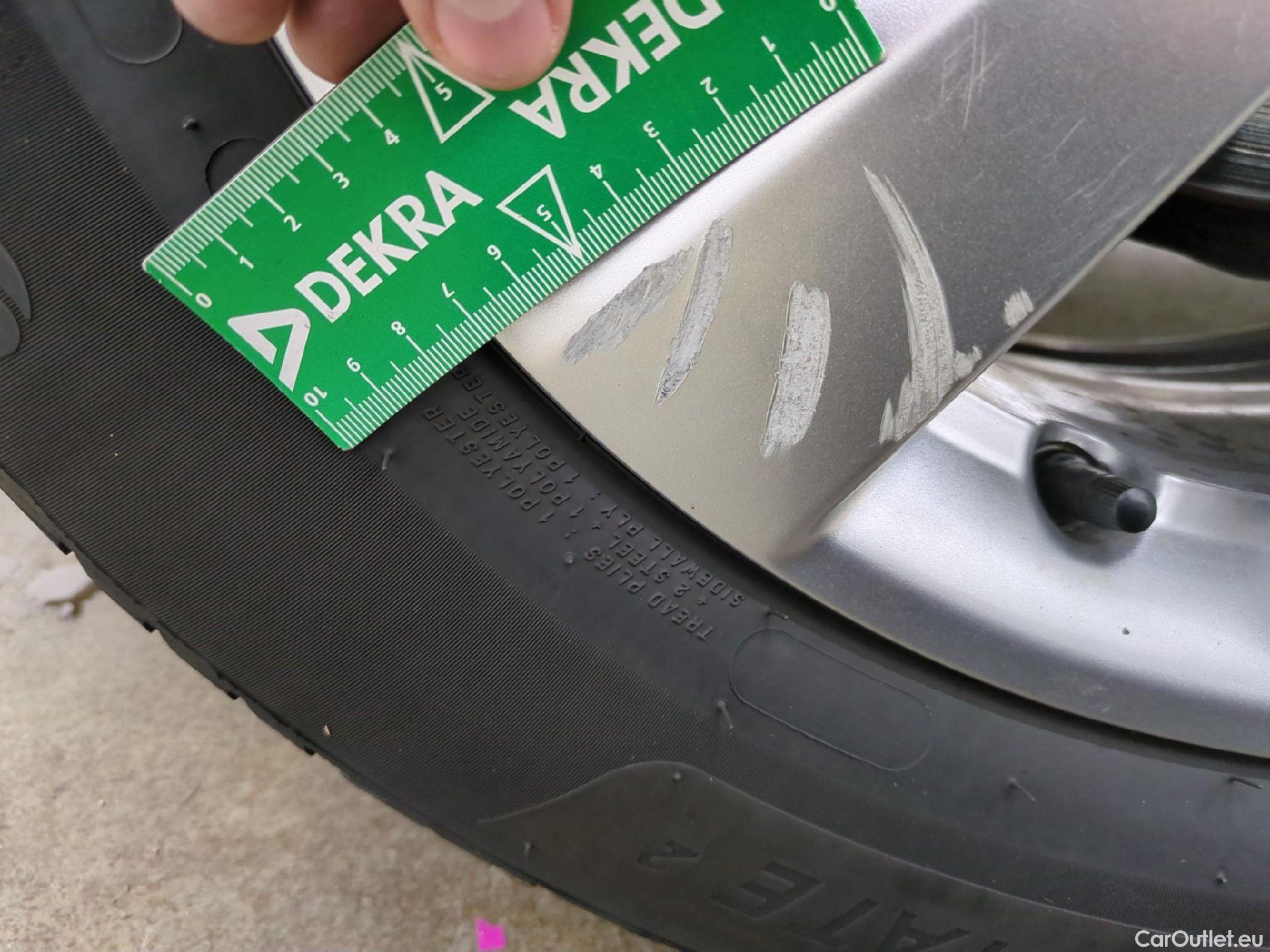  Peugeot  3008  Active Business 1.2 PureTech 130CV BVA8 E6d #19