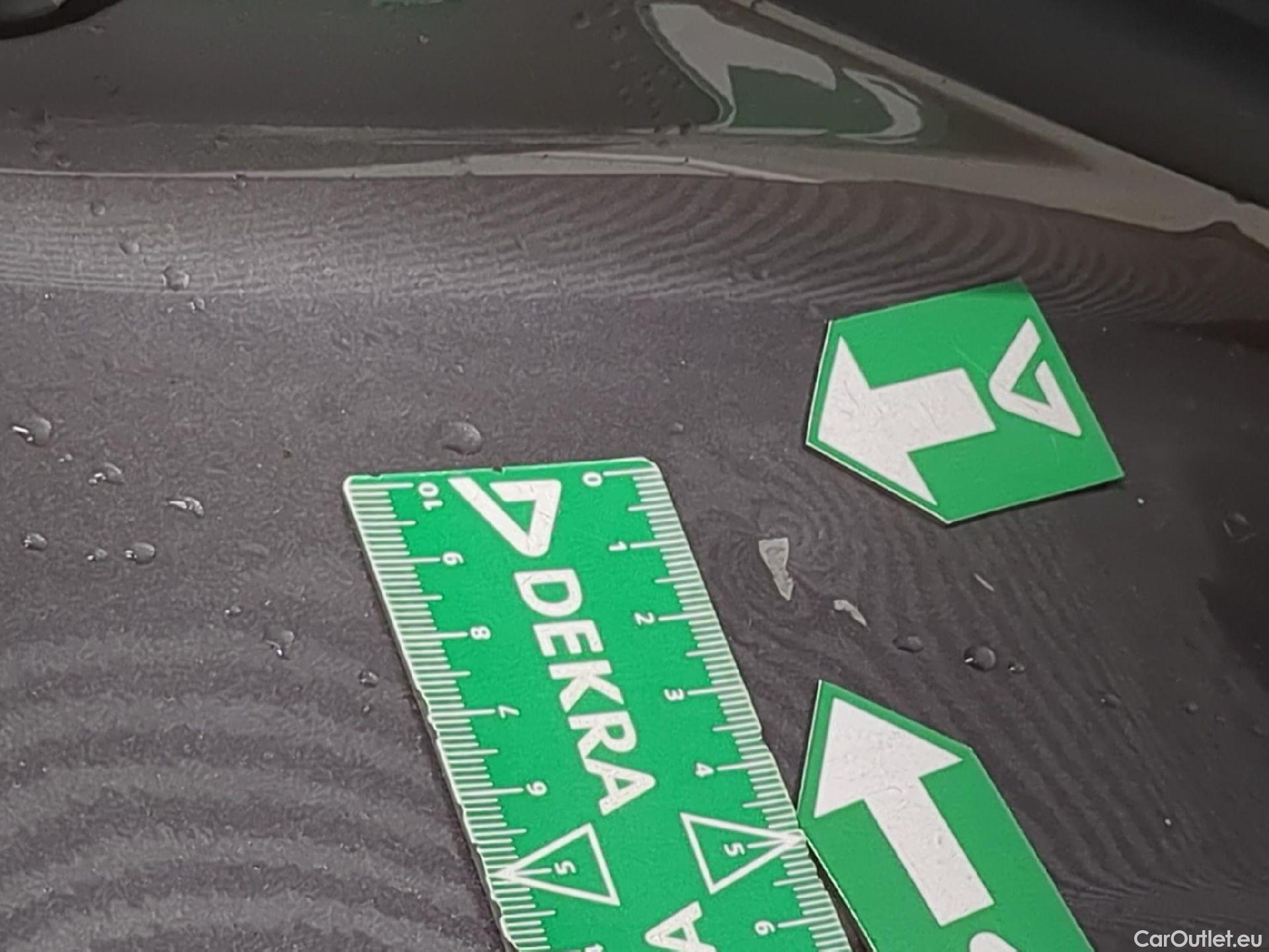  Renault  Captur  II Techno 1.6 E-TECH Hybrid 145CV BVA6 E6d #9