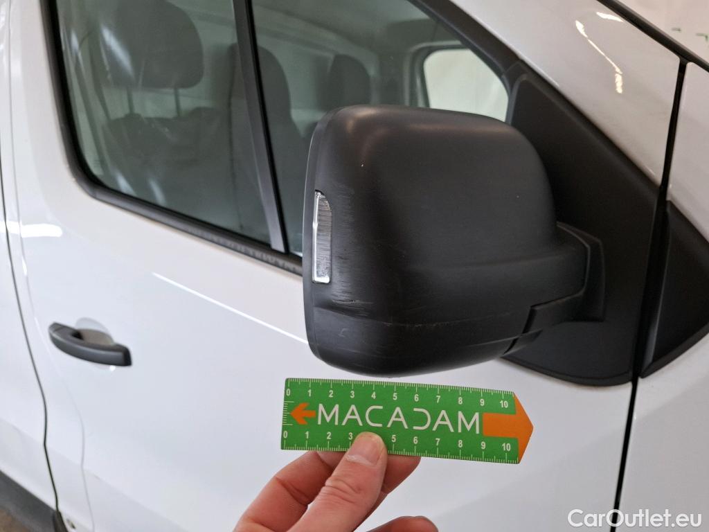  Renault  Trafic  III Fourgon L2H1 3T Confort 2.0 dCi 130CV BVM6 E6d #46