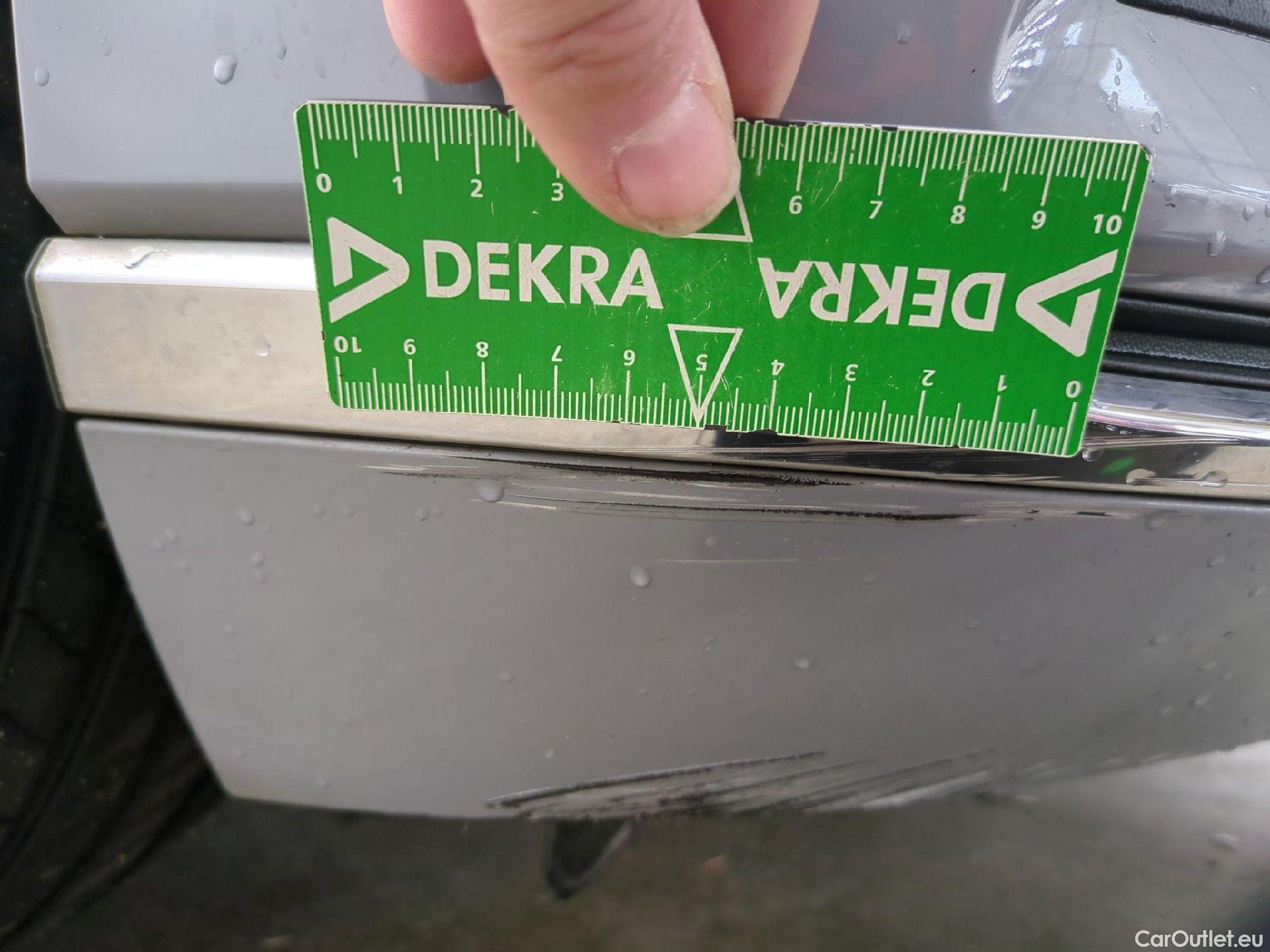  Volkswagen  Passat VOLKSWAGEN  SW / 2019 / 5P / Break 2.0 TDI 150 SCR DSG7 SW LOUNGE #17