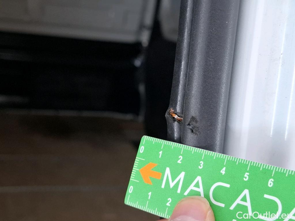  Renault  Trafic  III Fourgon L2H1 3T Confort 2.0 dCi 130CV BVM6 E6d #22