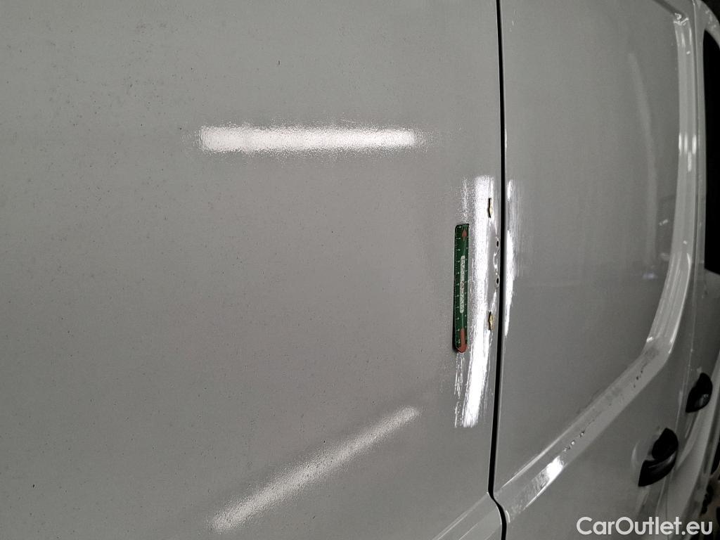  Renault  Trafic RENAULT  / 2019 / 4P / Fourgon tole NV FG GCF L1H1 1000 dCi 120 #5