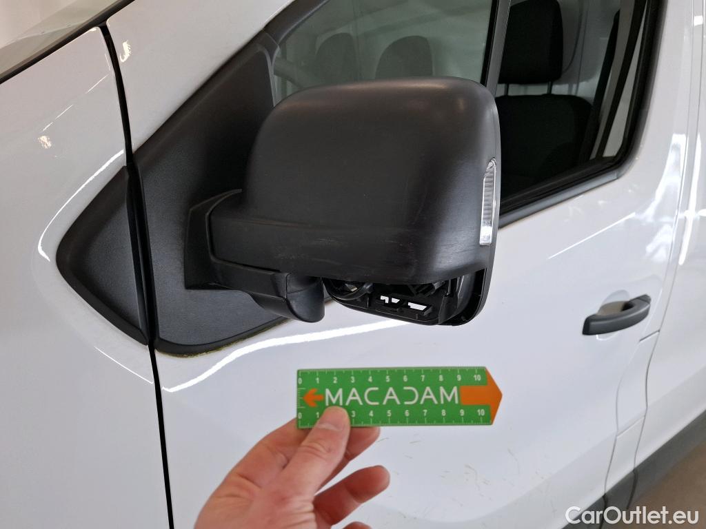  Renault  Trafic  III Fourgon L2H1 3T Confort 2.0 dCi 130CV BVM6 E6d #39