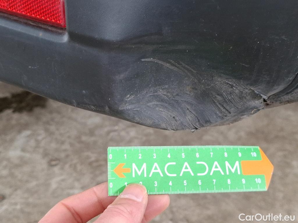  Renault  Trafic  III Fourgon L2H1 3T Confort 2.0 dCi 130CV BVM6 E6d #8