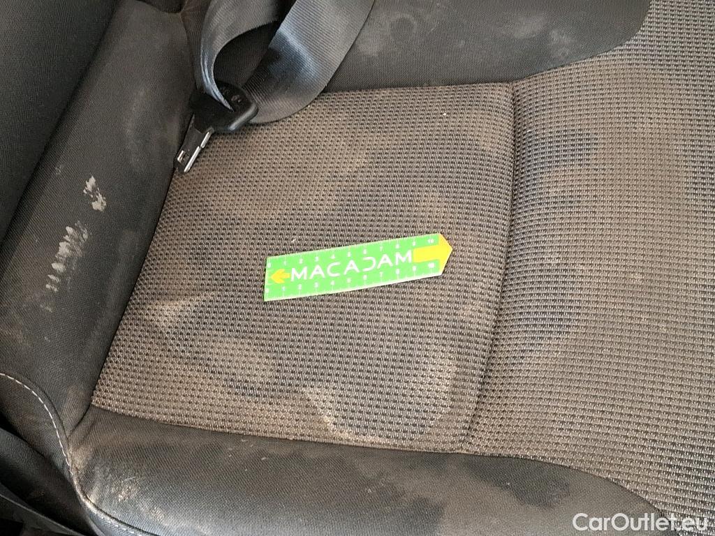  Renault  Trafic  III Fourgon L2H1 3T Confort 2.0 dCi 130CV BVM6 E6d #43