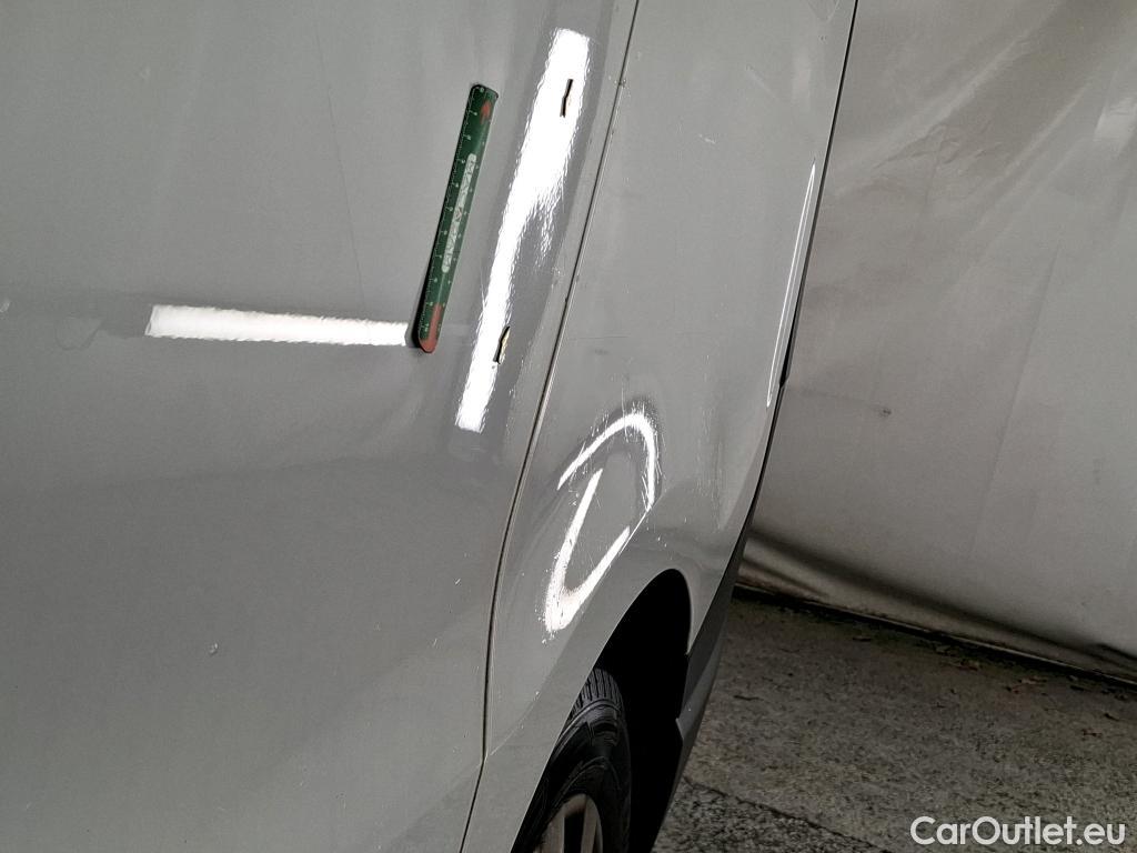  Renault  Trafic RENAULT  / 2019 / 4P / Fourgon tole NV FG GCF L1H1 1000 dCi 120 #3