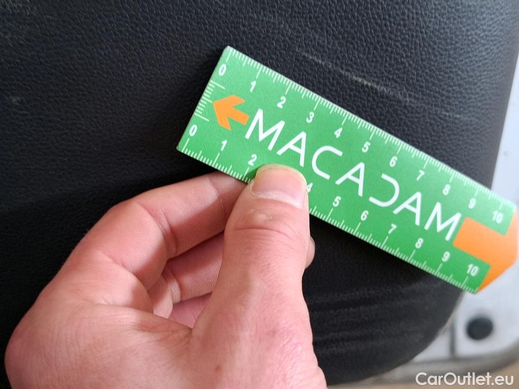  Renault  Trafic  III Fourgon L2H1 3T Confort 2.0 dCi 130CV BVM6 E6d #26