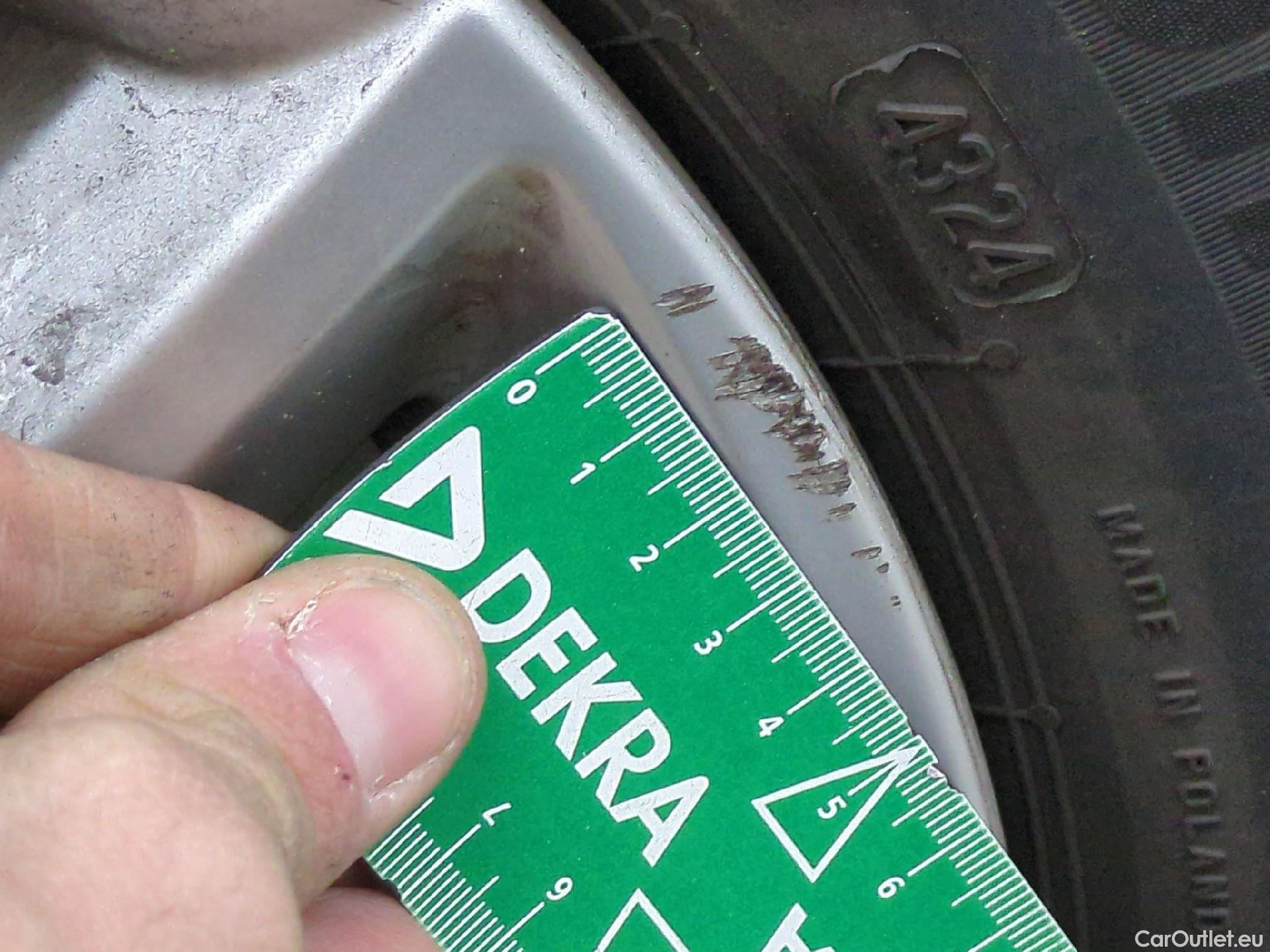  Seat  Leon  Sportstourer / 2020 / 5P / Break 1.0 eTSI 110 DSG S&S Style Business / TRANSFO VP/VF #5