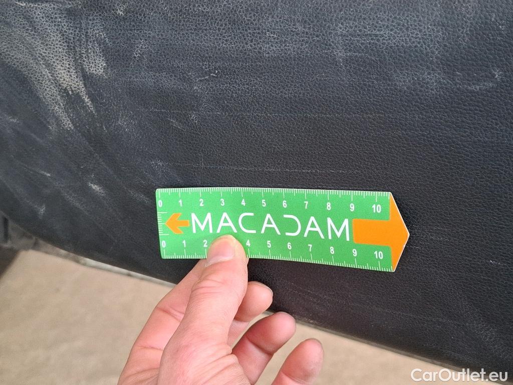  Renault  Trafic  III Fourgon L2H1 3T Confort 2.0 dCi 130CV BVM6 E6d #27