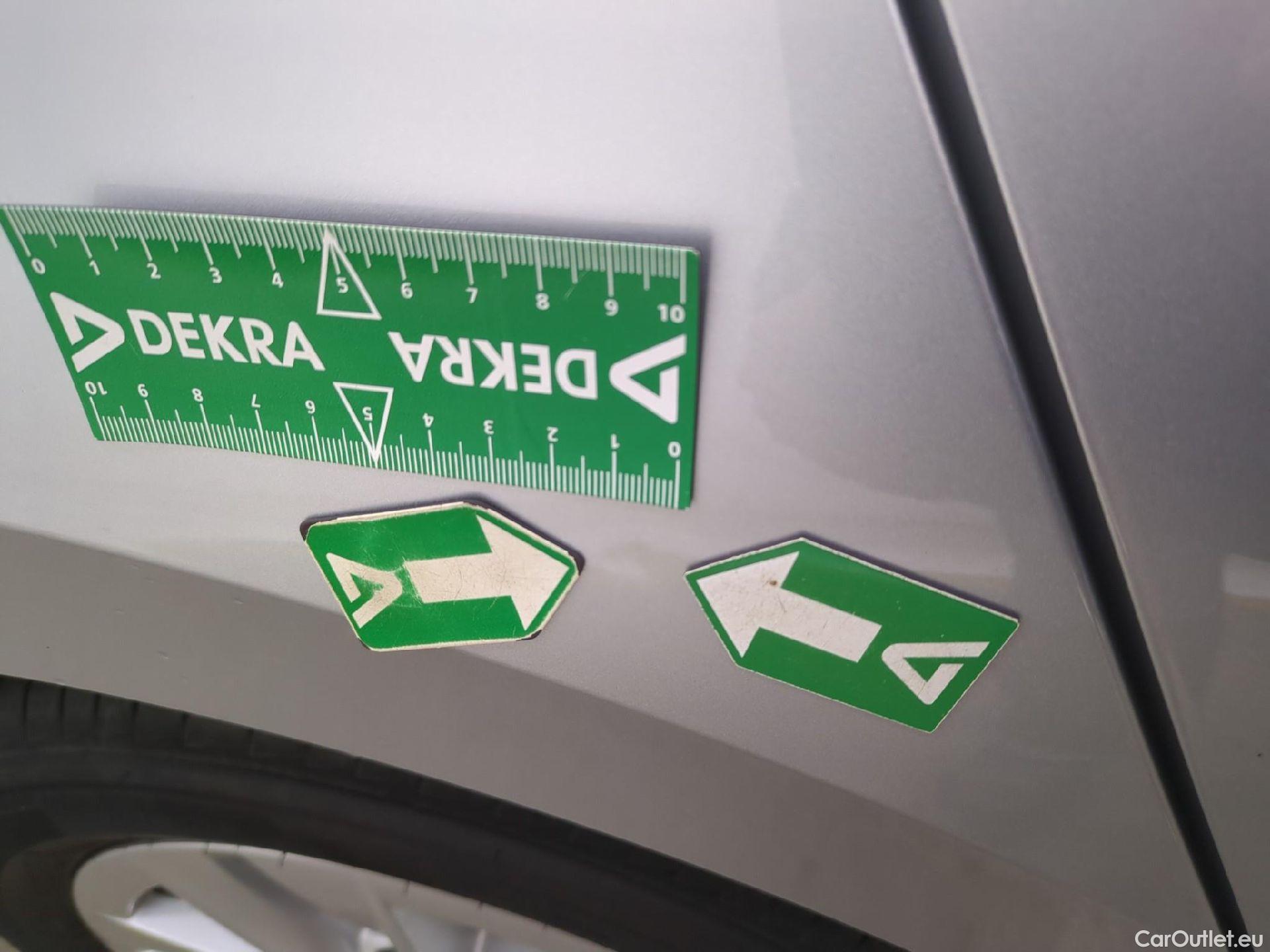  Skoda  Fabia  Ambition 1.0 MPI 80CV BVM5 E6d #12