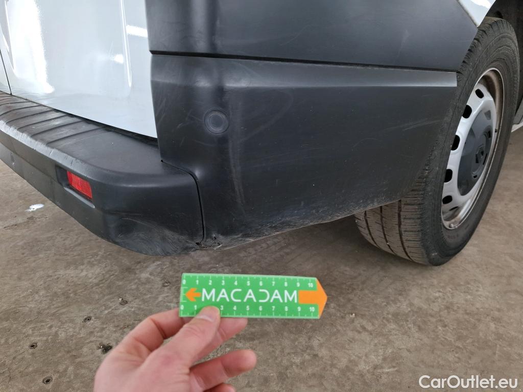  Renault  Trafic  III Fourgon L2H1 3T Confort 2.0 dCi 130CV BVM6 E6d #4