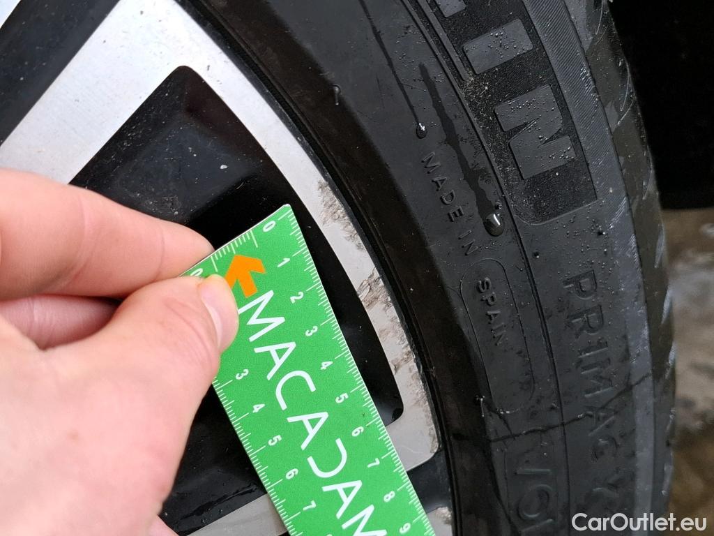  Volvo  V90 VOLVO   2020  5P  Break T8 Recharge Geartronic 8 Inscription #30