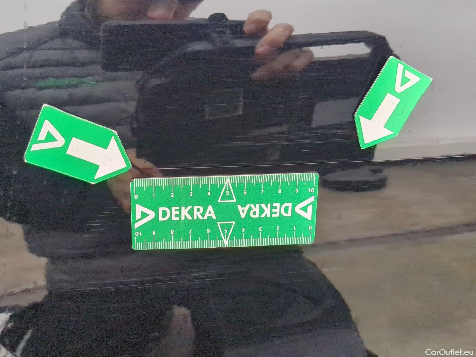  Volkswagen  Golf  VOLKSWAGEN / 2020 / 5P / Berline 2.0 TDI SCR 115 BVM6 Life Busi 1st #2