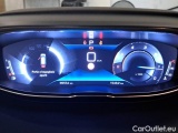  Peugeot  3008 PEUGEOT  / 2016 / 5P / SUV BLUEHDI 130 EAT8 SeS BUSINESS #4
