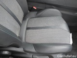  Peugeot  3008 PEUGEOT  / 2020 / 5P / SUV BLUEHDI 130 SeS ALLURE #14