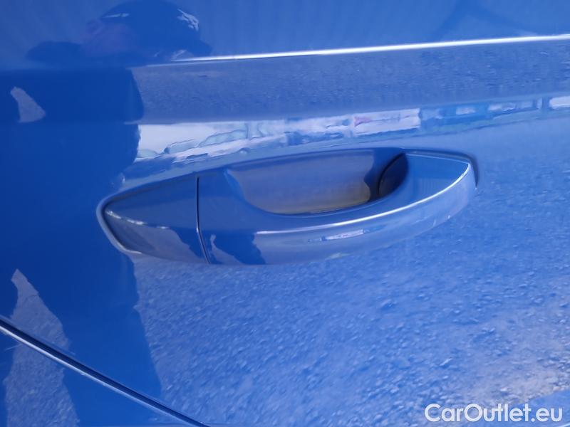  Skoda  Fabia  Combi (2015)  Com.1.0TSI 70 Ambition #24