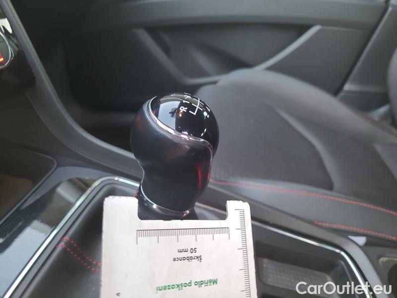  Seat  Leon Seat  Sportstourer (KL8) (2020)  ST 1.5TSI 150 FR 5d #16