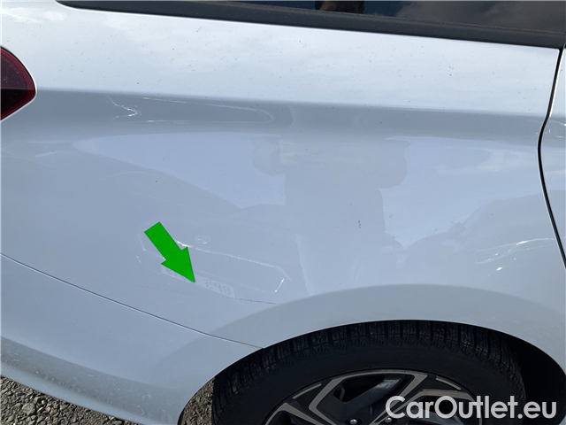  Hyundai  i30  kom.1.5i Family Comfort 5d #8