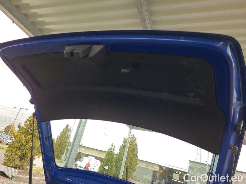  Skoda  Fabia  Combi (2015)  Com.1.0TSI 70 Ambition #17