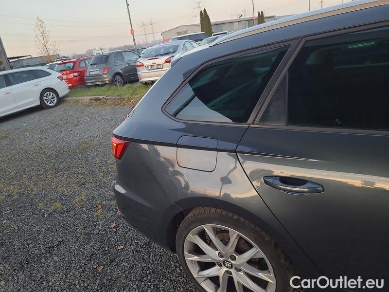  Seat  Leon Seat  Sportstourer (KL8) (2020)  ST 1.5TSI 150 FR 5d #9