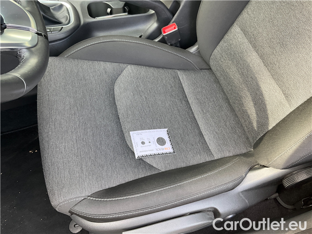  Hyundai  i30  kom.1.0TGDI Family Smart #10