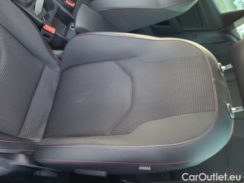  Seat  Leon Seat  Sportstourer (KL8) (2020)  ST 1.5TSI 150 FR 5d #18