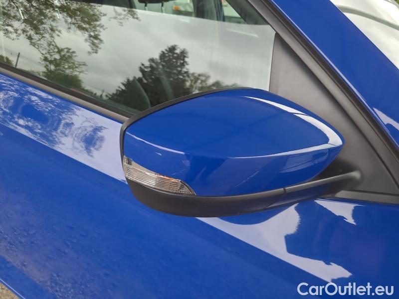  Skoda  Fabia  Combi (2015)  Com.1.0TSI 70 Ambition #29